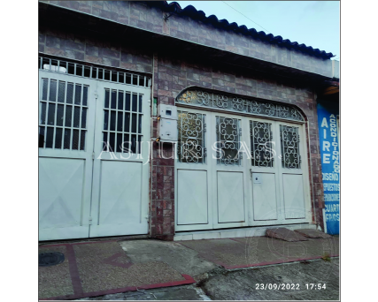 CASA UBICADA AVENIDA AMBALA - BARRIO CORDOBA - SECTOR DEL GAITAN