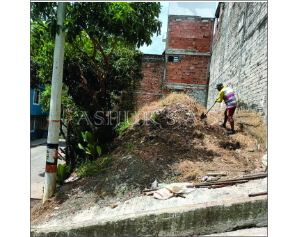 LOTE EN EL BARRIO JARDIN
