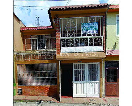 SE VENDE CASA BARRIO EL PEDREGAL